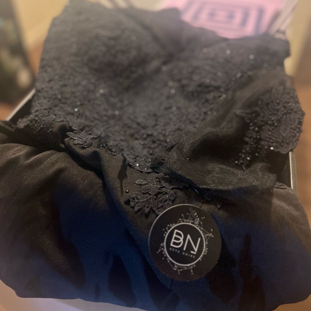 Bete Noire Black Wedding Gown - Picture 2 of 3